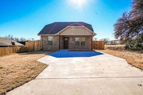 710 Martin Luther King St, Denison TX  75020-2265 exterior