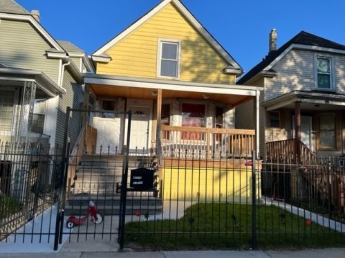 917 Lawler Ave, Chicago IL  60651-3002 exterior