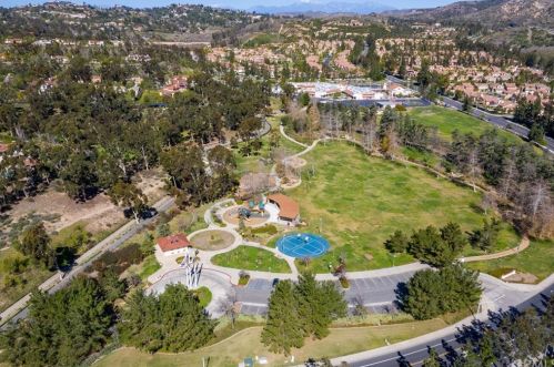 10723 Plumas Way, Tustin CA  92782-4305 exterior