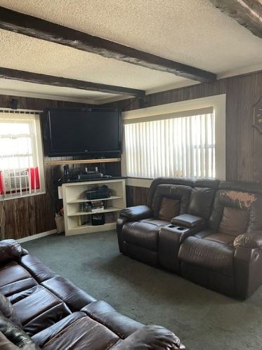 52 Pheland St, Springfield MA 01109-1318 exterior