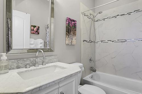 2104 Sidney St, Saint Louis MO 63104-2829 exterior