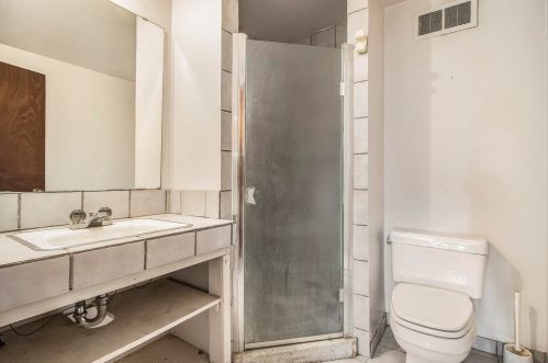 5235 Beech Ave, Kalamazoo MI 49006-1987 exterior