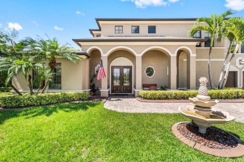 5811 Blue Bonnet Ct, Fort Pierce FL  34986-4186 exterior