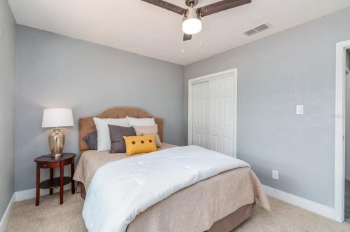 3213 Cherry St, Tampa FL  33607-3115 exterior