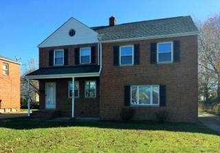 20448 Lake Shore Blvd, Cleveland, OH 44123-1845