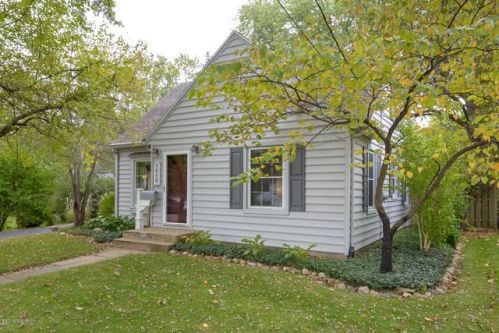 1010 Miles Pl, Kalamazoo, MI 49001-4930