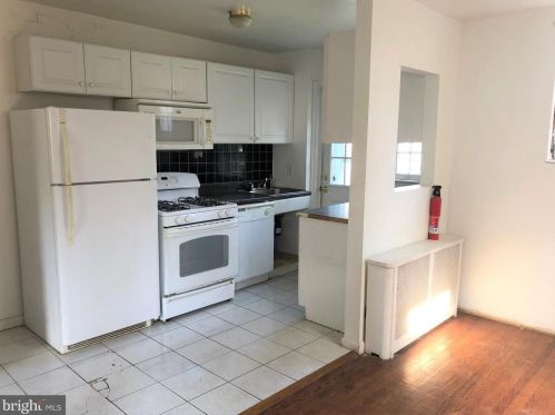 1139 Colonial Ave, Alexandria VA 22314-1325 exterior