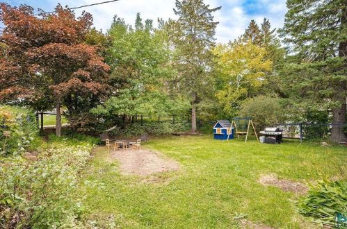 237 Kent Rd, Duluth MN 55812-1101 exterior