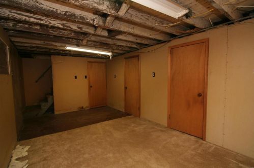 5608 Nottingham Ave, Saint Louis MO 63109-2822 exterior