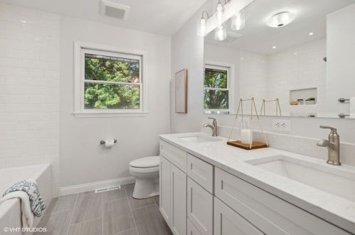 8316 Hollywood Rd, Berrien Springs MI 49103-9788 exterior