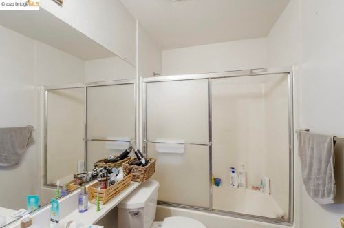 412 Kains, Berkeley CA 94706-1216 exterior