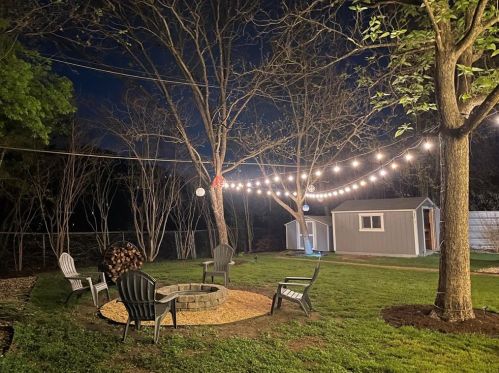 2608 Dunbarton Dr, Austin TX 78723-2233 exterior