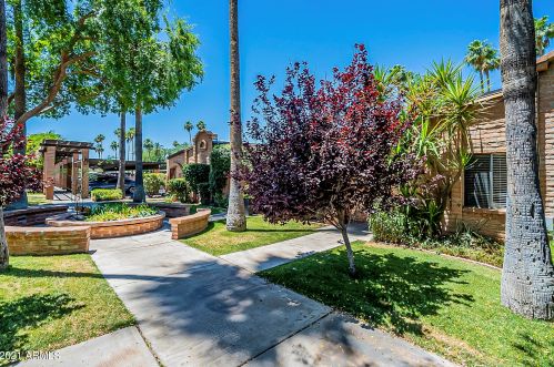 3046 32nd St, Phoenix AZ  85018-6864 exterior