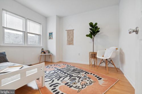 1231 Kater St, Philadelphia PA 19147-1817 exterior