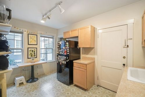 58 Dunster Rd, Boston MA 02467-2343 exterior