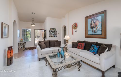 38168 Silverwood Dr, Tucson AZ 85739-1003 exterior