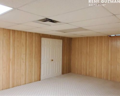 2325 Radcliff Vlg Dr, Grand Rapids MI 49546-7724 exterior