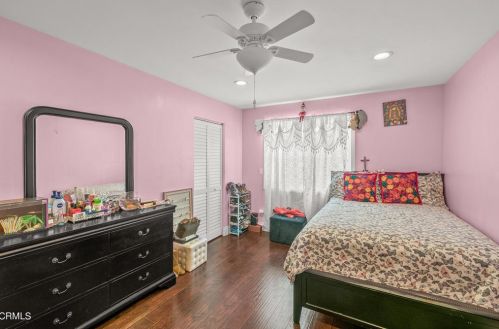 3223 Merced Pl, Oxnard CA 93033-5744 exterior