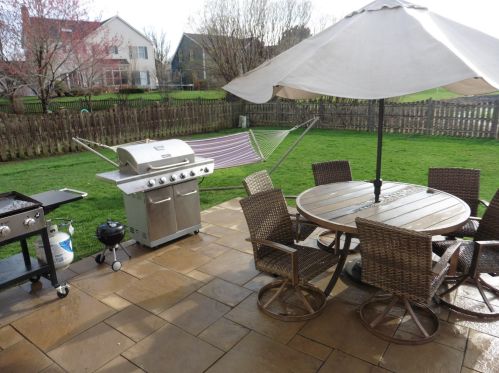 866 Crabapple Dr, Bull Valley IL exterior