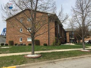 13050 Marquette Ave, Chicago IL  60633-1750 exterior