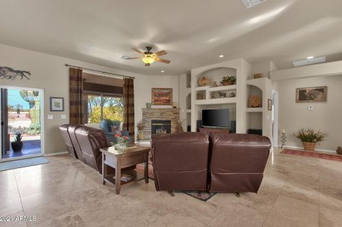 38301 15th Ave, Phoenix AZ 85041-4712 exterior