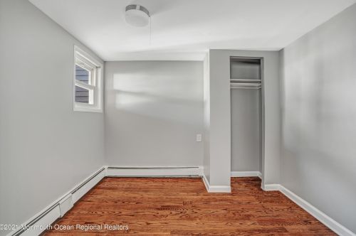 9 Danby Pl, Point Pleasant Beach NJ  08742-5621 exterior