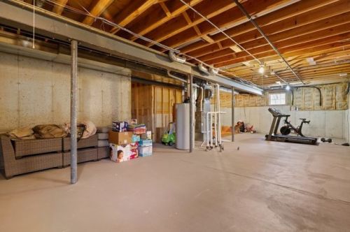 828 Colfax Ave, Elmhurst IL 60126-4535 exterior