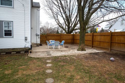 8442 Montana Ave, Milwaukee WI 53227-3357 exterior