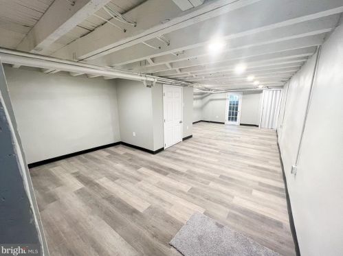 4924 9th St, Philadelphia PA  19141-3926 exterior