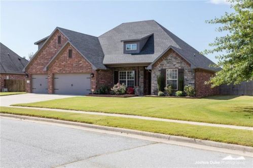 4771 Brandywine Dr, Springdale, AR 72764-7873