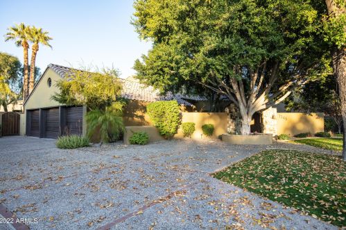 7345 2 Ave, Phoenix AZ 85023-6573 exterior