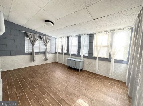 56 Gordon St, Alexandria VA  22304-4930 exterior