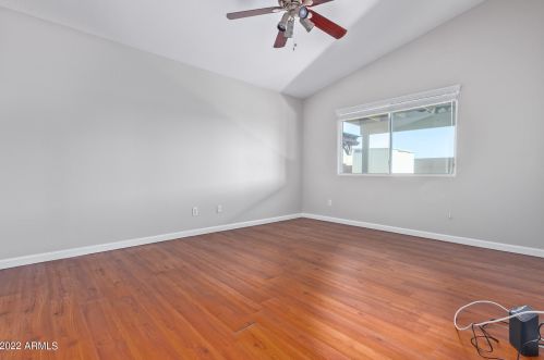 21217 30 Ave, Phoenix AZ 85051-7597 exterior