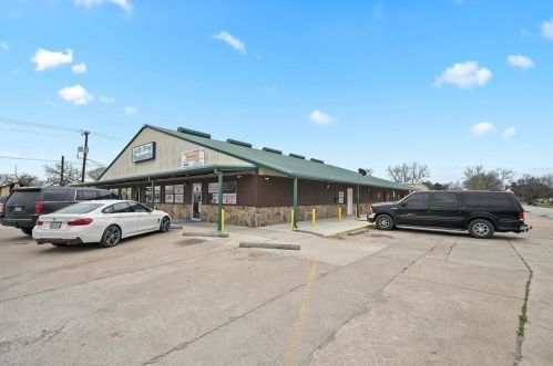 745 Austin St, Hempstead TX  77445-4650 exterior