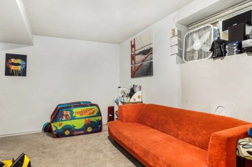 520 Kedzie Ave, Chicago IL 60652-1914 exterior