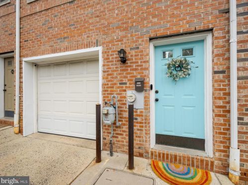 406 Leverington Ave, Philadelphia PA  19128-3308 exterior