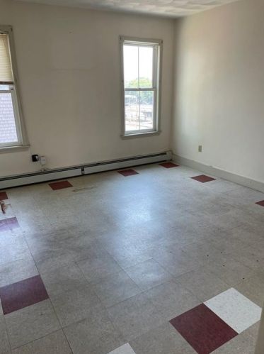 121 Byfield St, Providence RI 02905-1518 exterior