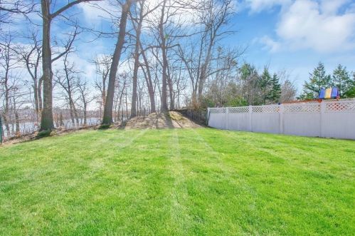 75 Glenmore St, Springfield MA 01129-1067 exterior