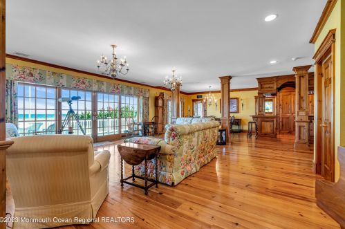 767 Ave, Point Pleasant Beach NJ 08742-5315 exterior