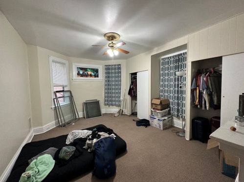 160 Highland Ave, Pittsburgh PA 15229-2715 exterior