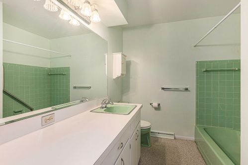 2335 Sharon Ave, Wyoming MI exterior