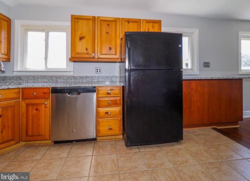 12705 Hathaway Dr, Silver Spring MD 20906-4076 exterior