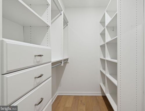 2200 Kater St, Philadelphia PA 19146-1139 exterior