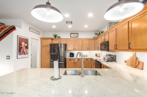 722 Tangerine Dr, Chandler AZ  85226-2001 exterior