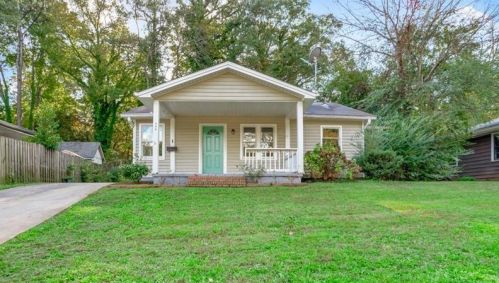 490 Barnett Dr, Atlanta, GA 30354-1556