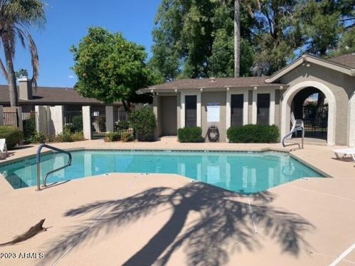 18002 12th St, Phoenix AZ  85022-1204 exterior