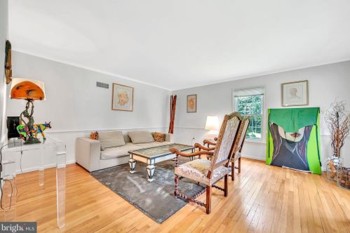 13 Cleveland Rd, Princeton NJ 08540-7420 exterior