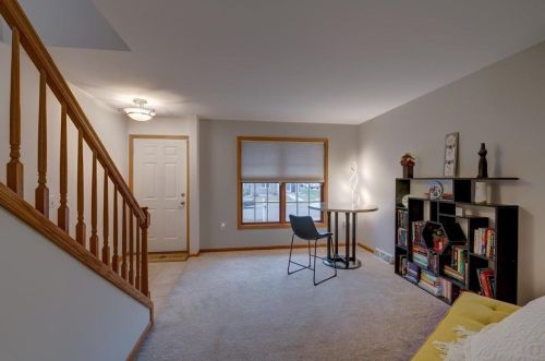 6902 Littlemore Dr, Madison WI  53718-3332 exterior