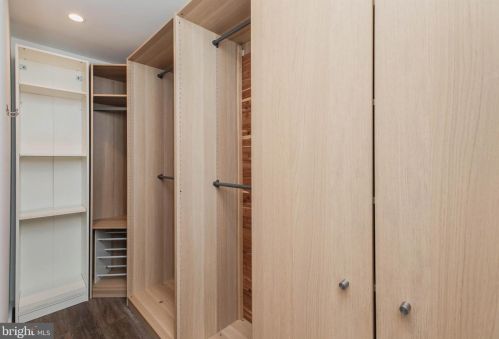 1112 Bodine St, Philadelphia PA 19122-0030 exterior