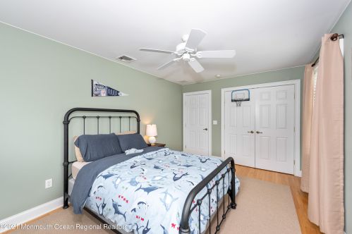 131 Monroe Ave, Red Bank NJ 07702 exterior